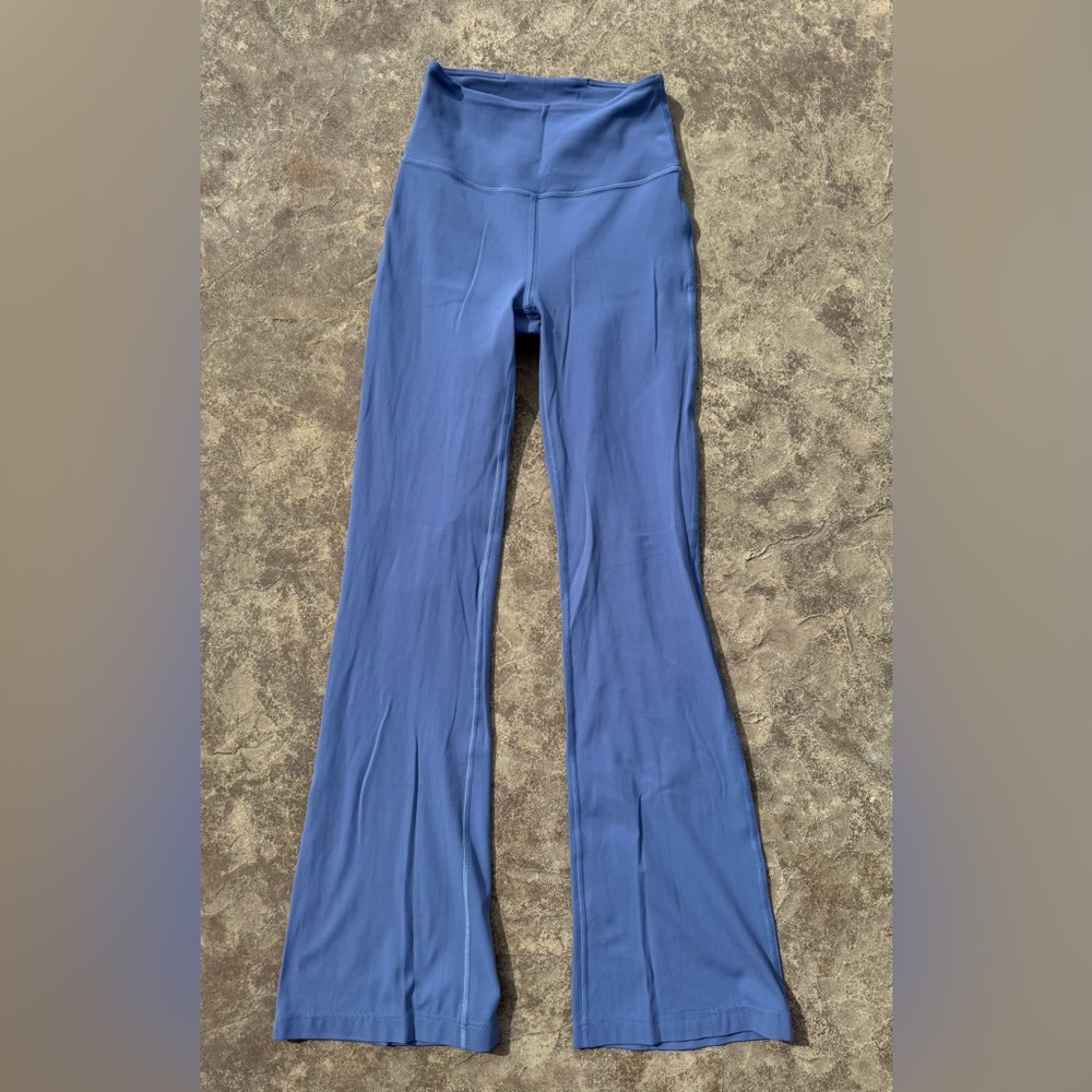 Lululemon Groove Super High-Rise Flared Pant Nulu Size 4 Blue